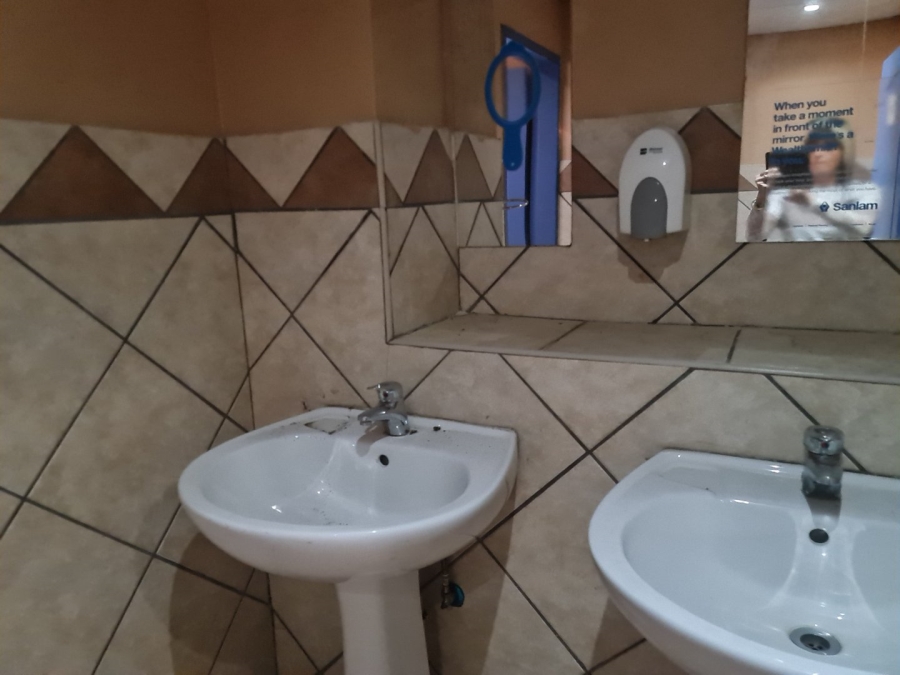  Bedroom Property for Sale in Rustenburg Central North West
